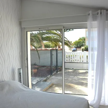 Small House 2 Steps From The Beach Affittacamere *